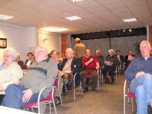 deel van publiek tijdens de algemene vergadering in De Wemel